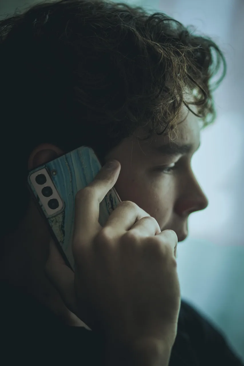 man, portrait, phone call, smartphone, thinking, cellphone, mobile phone, man, phone call, phone call, phone call, phone call, phone call, thinking, cellphone